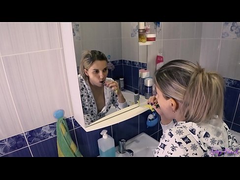 ❤️ Mbanye anataghị ikike na-eto eto na pajamas na-ejedebe ọnụ ọnụ na ịnyịnya ibu - letty ojii na porn% ig.3dhentaix.ru%  ☑
